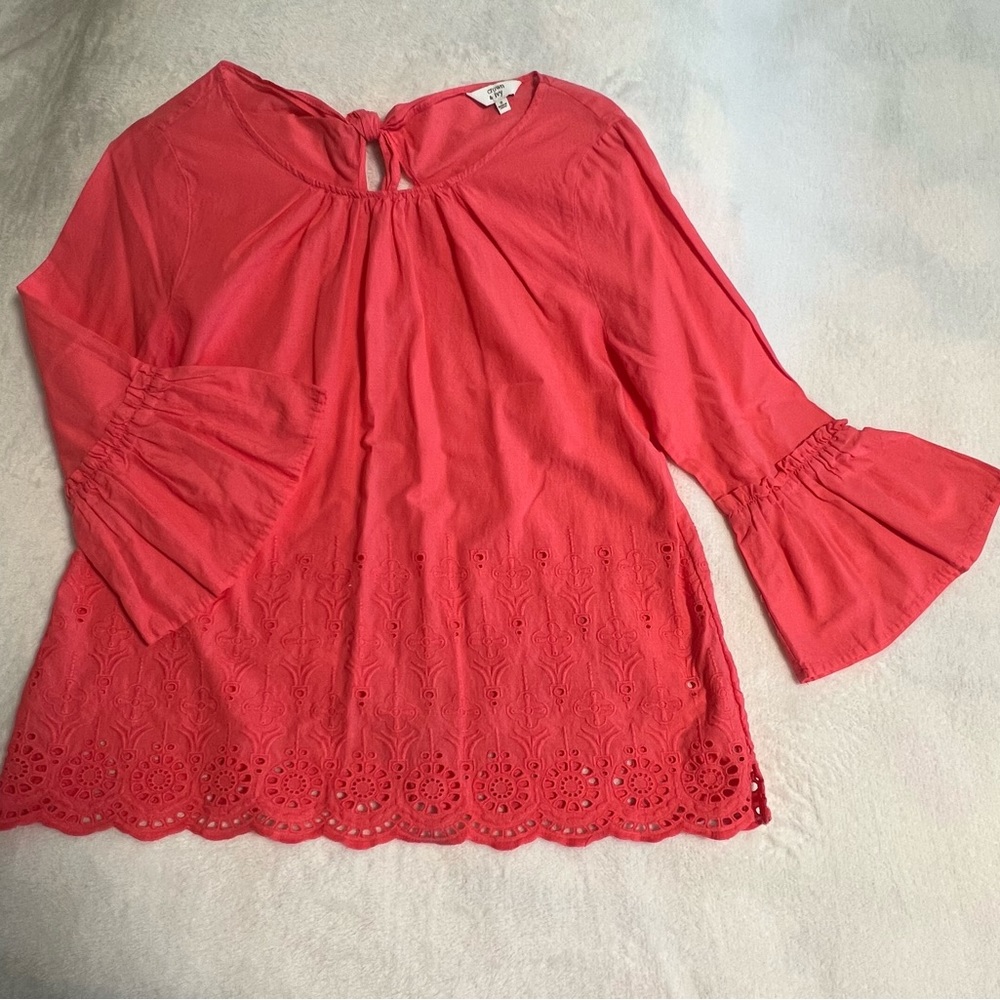 Crown & Ivy -Women’s Size Small, Coral Top